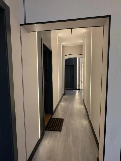 Studio Apartment interior — photo 1