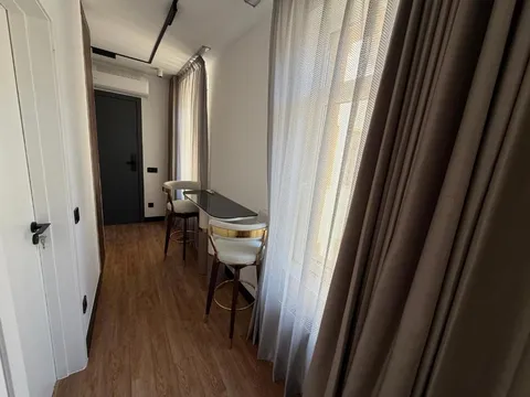 Suite Apartment interior — photo 11